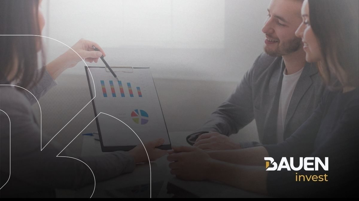 Como identificar novas oportunidades de investimento para os seus clientes?